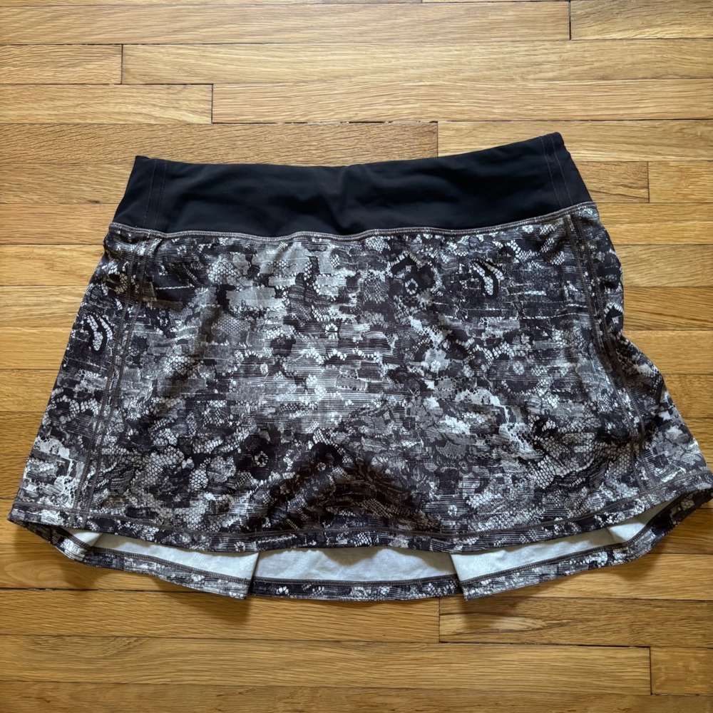Lululemon Pace Rival‎ Skirt Black Gray 8 Built-In Shorts Pickleball Tennis Skort